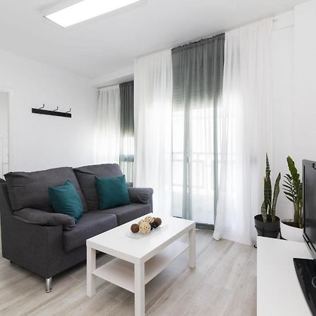 Homeforguest Amplio Apartamento En El Centro De Santa Cruz Eksteriør billede