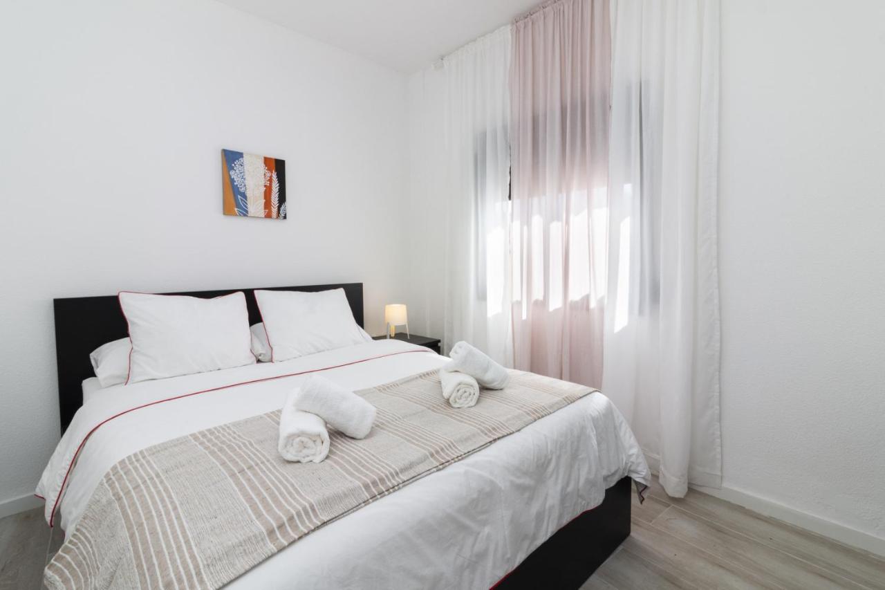 Homeforguest Amplio Apartamento En El Centro De Santa Cruz Eksteriør billede