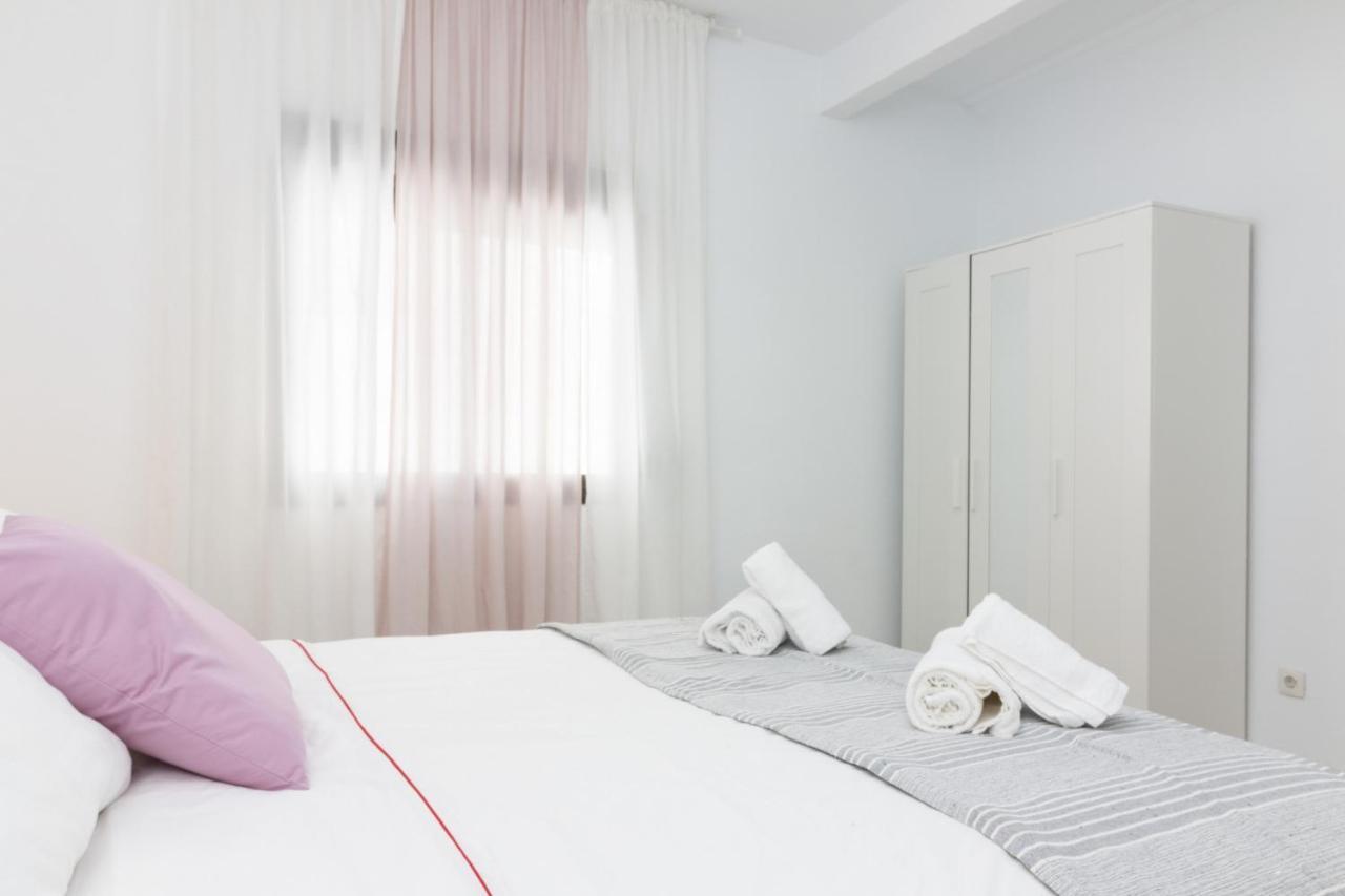 Homeforguest Amplio Apartamento En El Centro De Santa Cruz Eksteriør billede